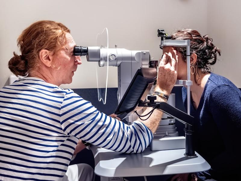 Examen oculaire au Centre Iridis
